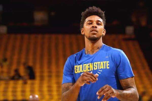 AI不取代 AI不取代